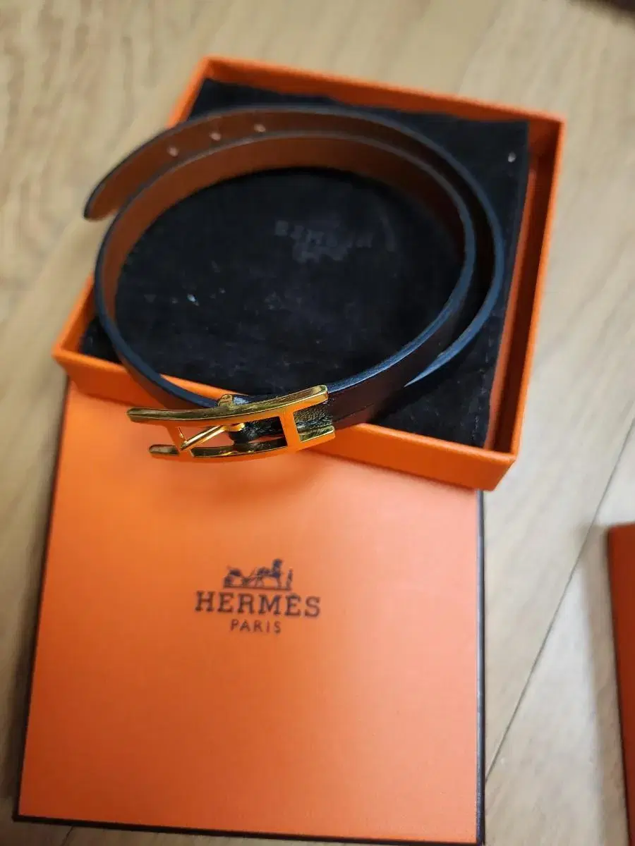 HERMES(USED)에르메스 H 버클 가죽팔찌